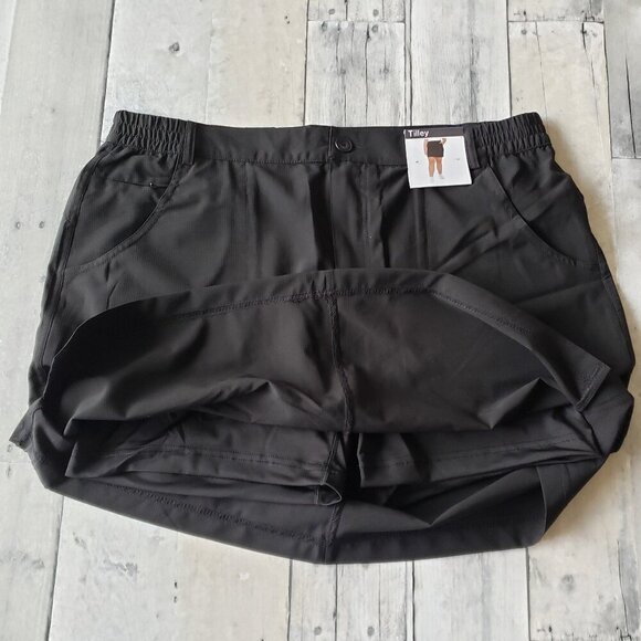 NWT - Tilley Women's Trek Skort Black - Size L - Picture 3 of 3